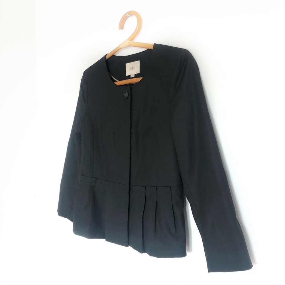 LOFT Black Pleat Back Blazer Career Jacket NWOT 4P - Picture 10 of 10